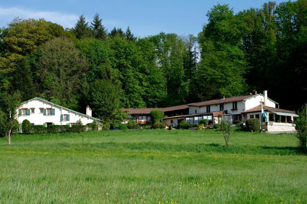 A L'Oree Du Bois Hotel Futeau Luaran gambar